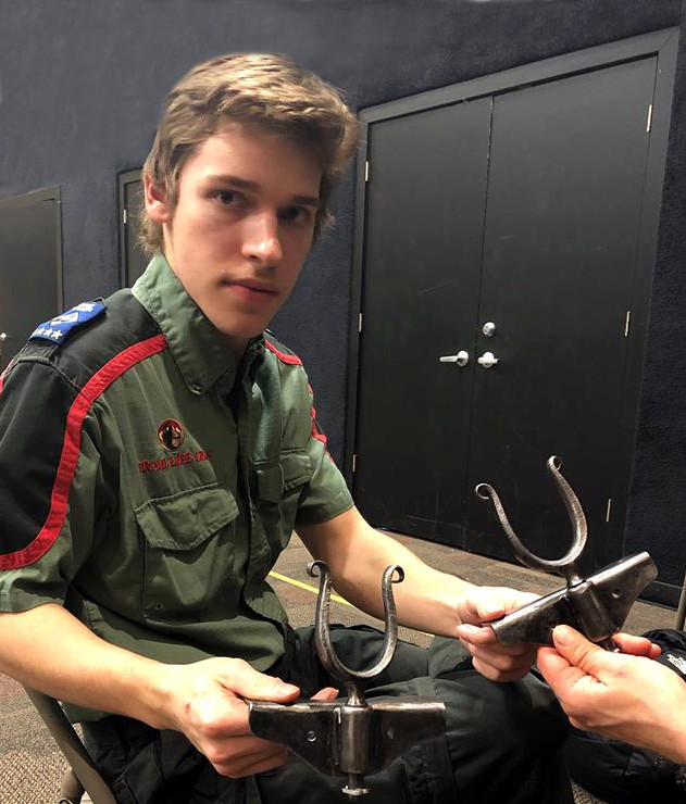 Troop builds boat